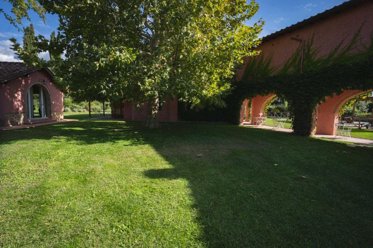 Le Versegge Resort Braccagni Buitenkant foto