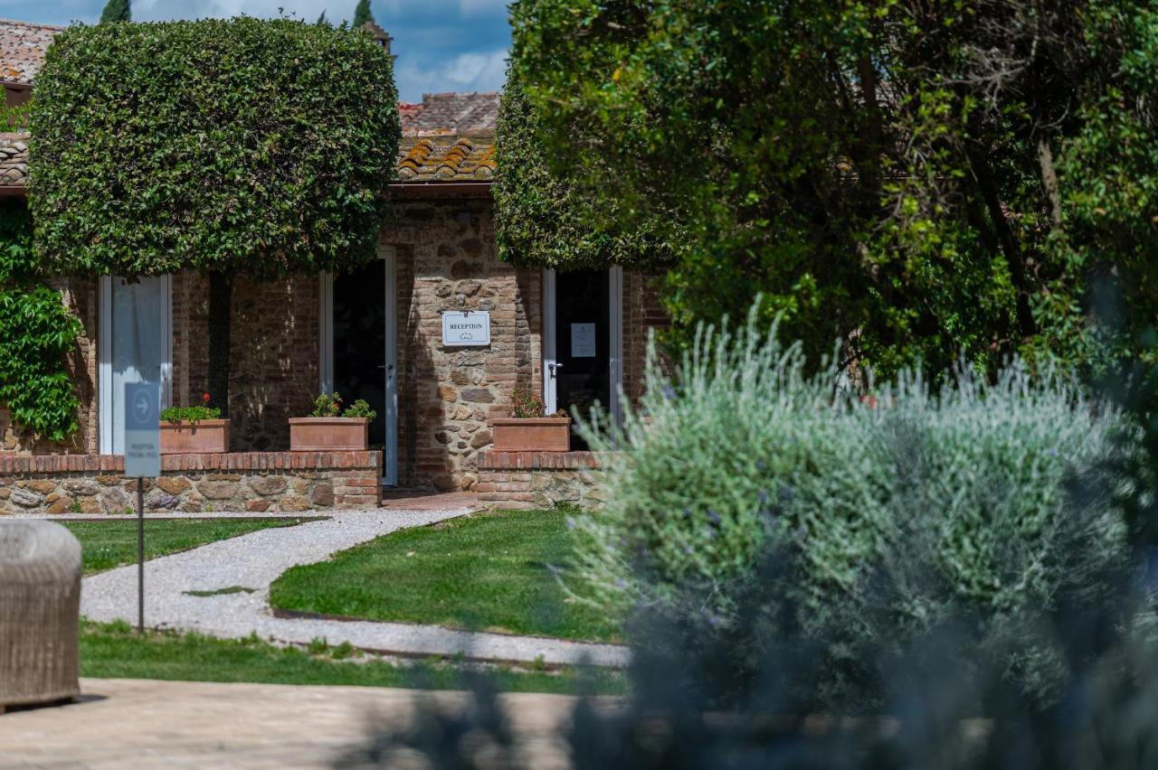 Le Versegge Resort Braccagni Buitenkant foto