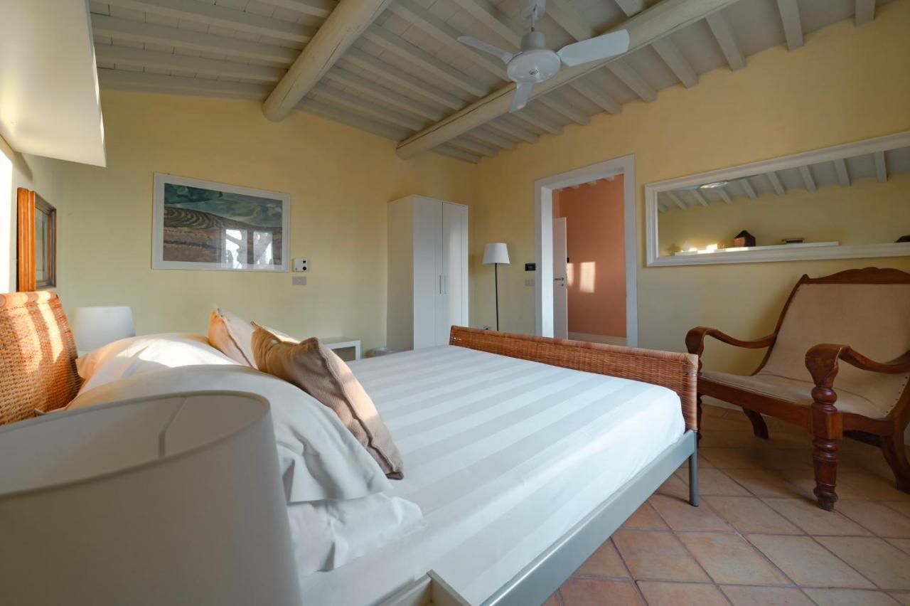 Le Versegge Resort Braccagni Buitenkant foto